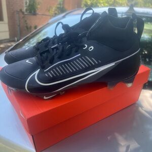 Men’s Nike Football Cleats 🏈